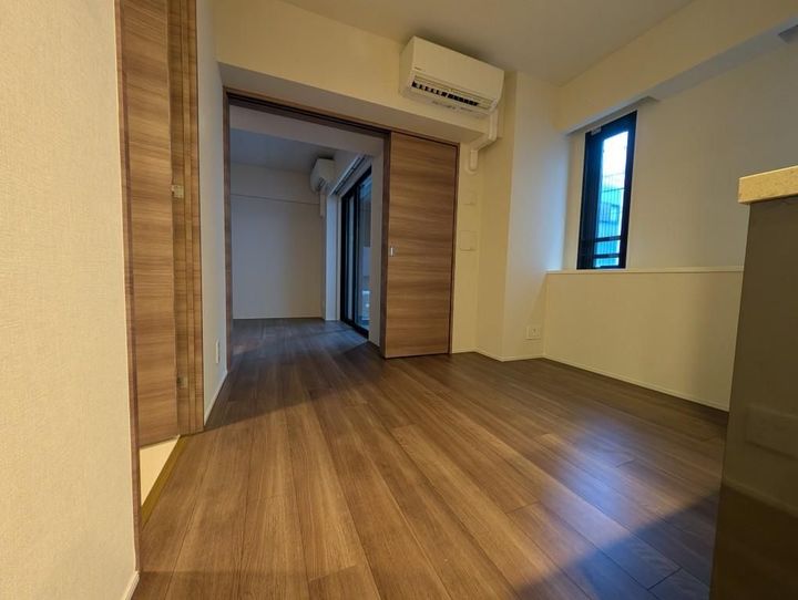 東京都中央区築地2丁目の賃貸マンションの居間