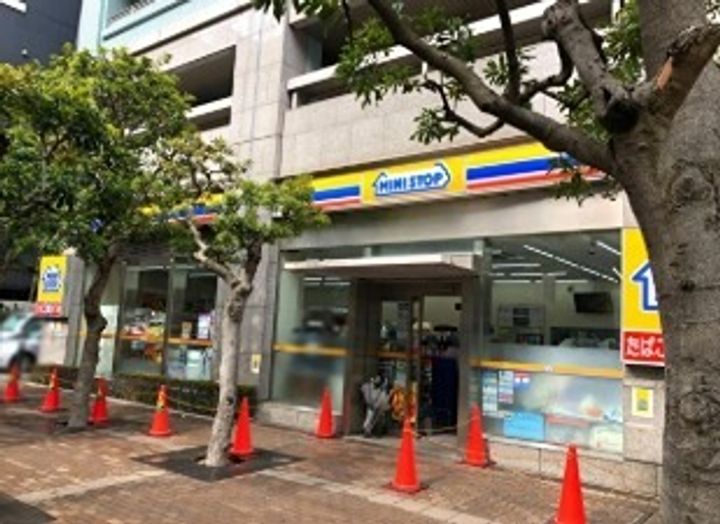 東京都新宿区四谷4丁目の賃貸マンションの周辺