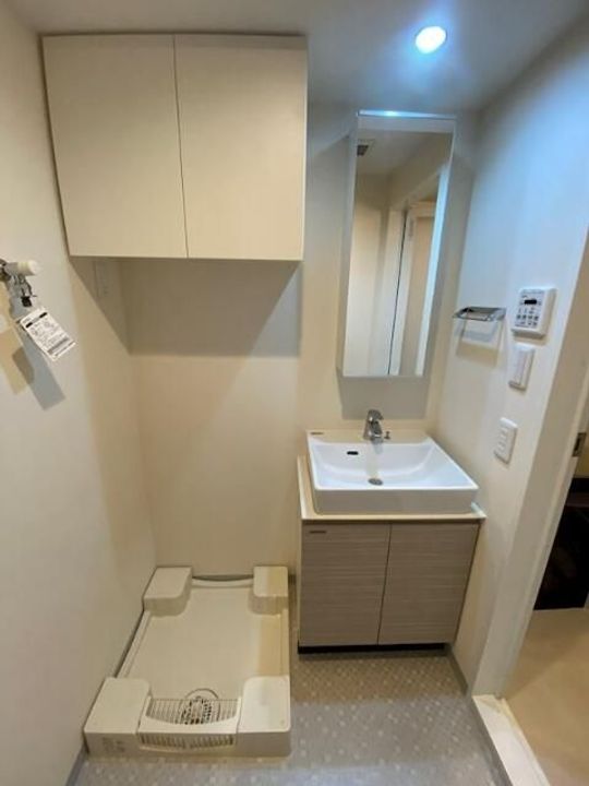 東京都荒川区東尾久1丁目の賃貸マンションの内装