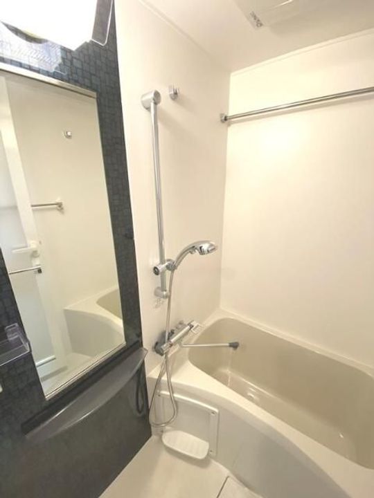 東京都荒川区東尾久1丁目の賃貸マンションの風呂