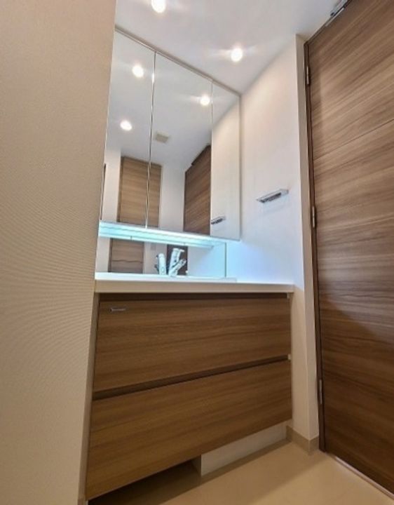 東京都板橋区仲宿の賃貸マンションの内装