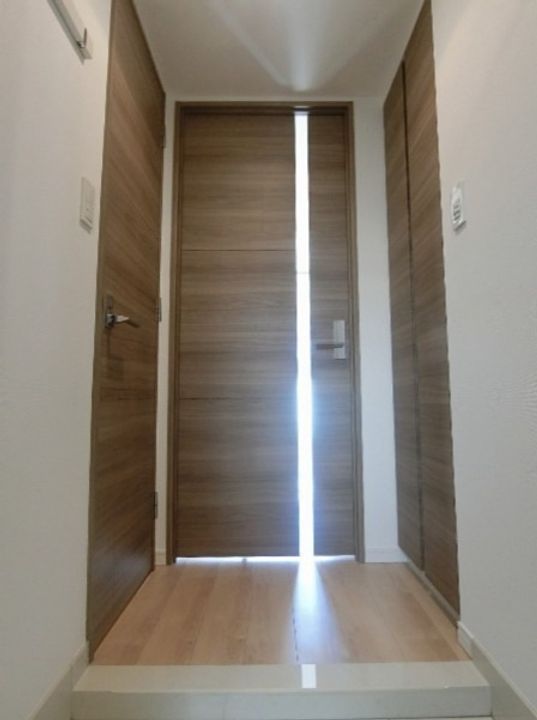 東京都板橋区仲宿の賃貸マンションの玄関