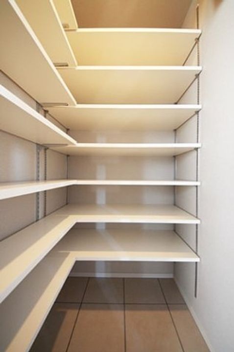 東京都墨田区緑4丁目の賃貸マンションの玄関