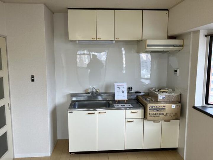 福岡県福岡市中央区平尾2丁目(マンション)の賃貸物件のキッチン