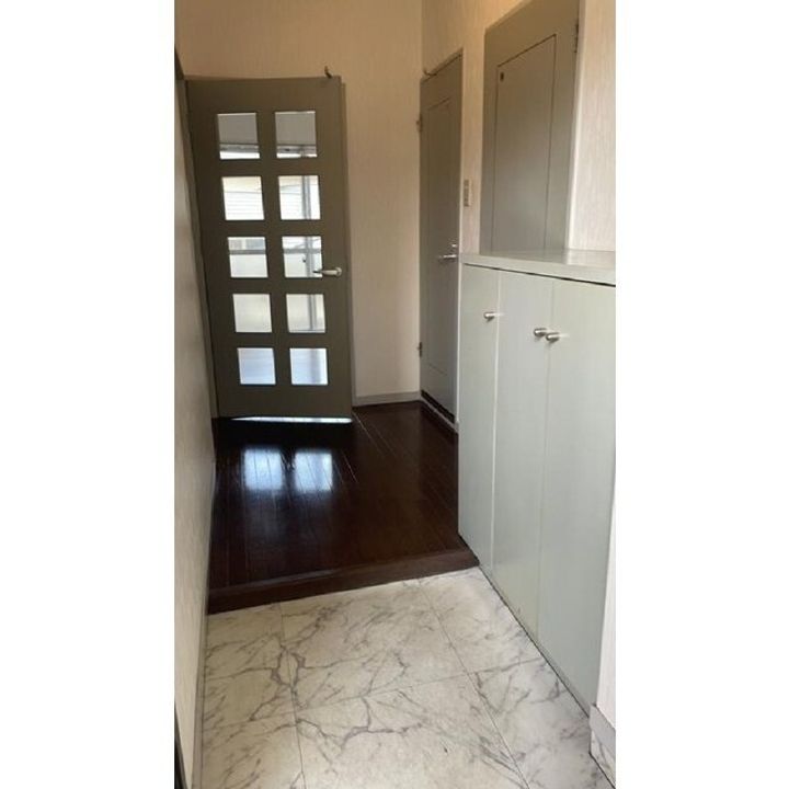 福岡県福岡市中央区桜坂1丁目(マンション)の賃貸物件の玄関