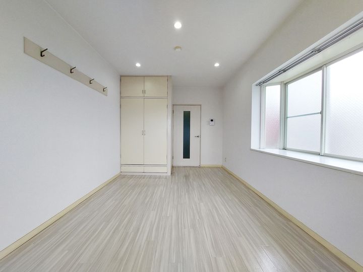 メゾン桑原506の居間