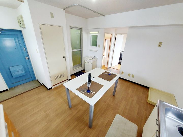 ビームス403の居間