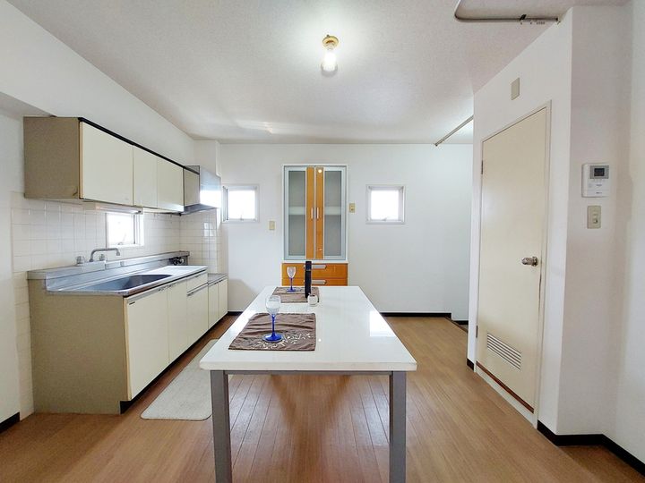 ビームス403の居間