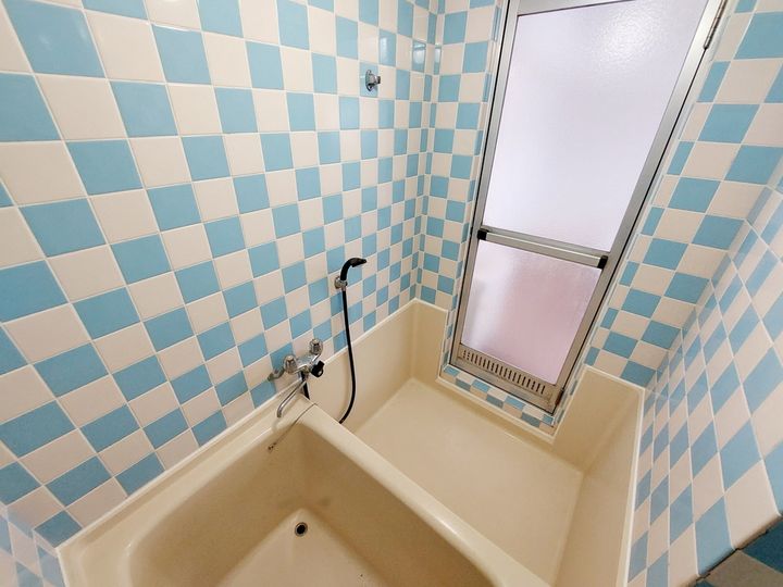 ビームス403の風呂