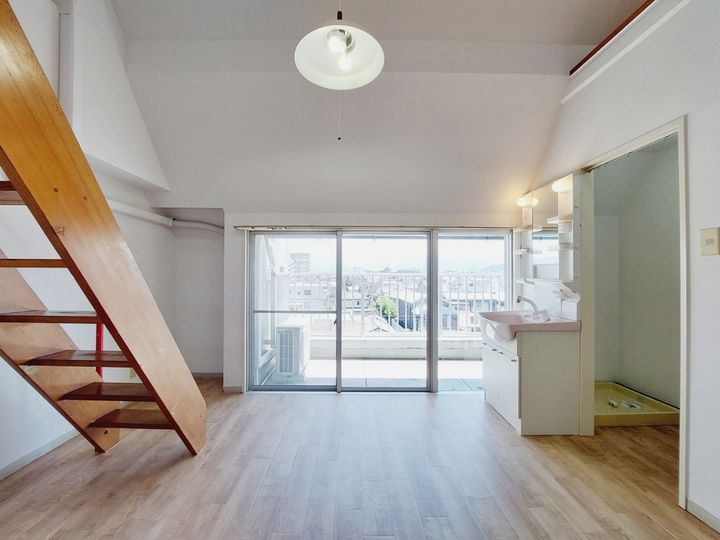 ビームス502の居間