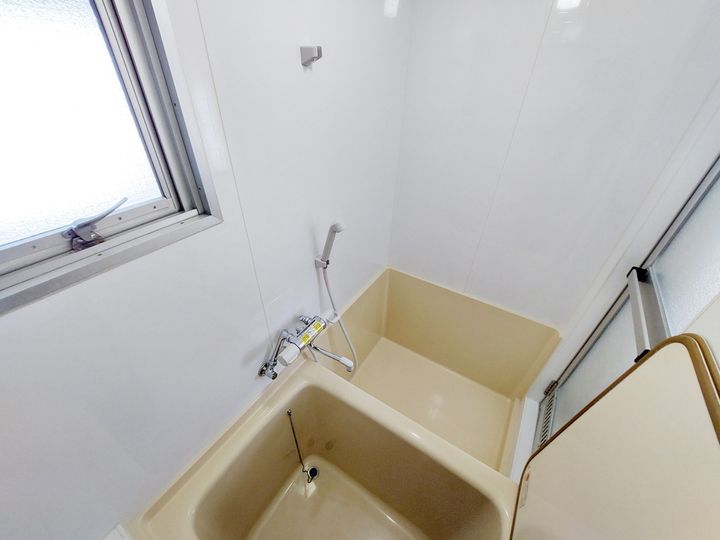 ビームス502の風呂