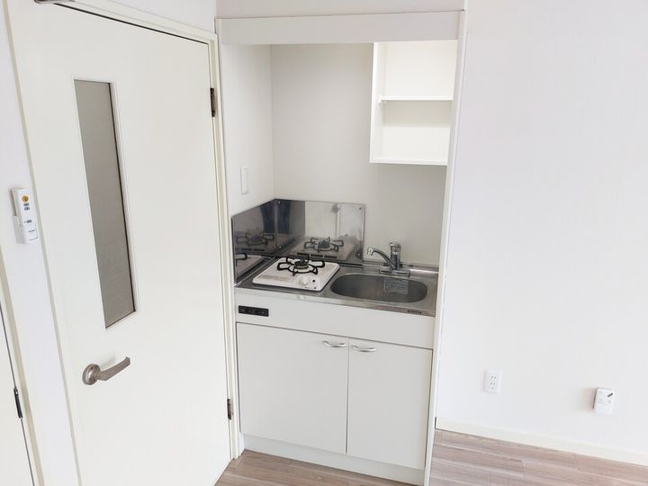 グランドハイム朝生田302のキッチン