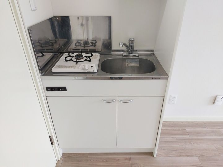 グランドハイム朝生田302のキッチン