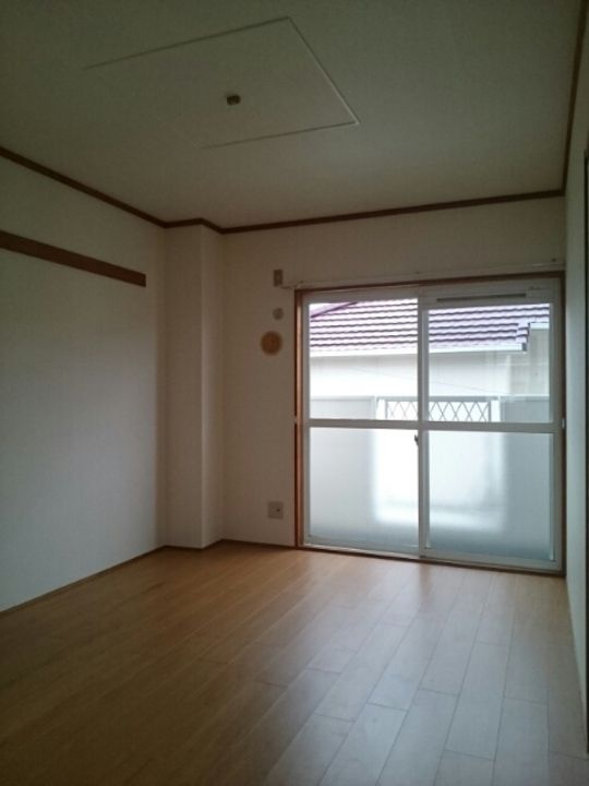 シャルマンハイム1・21-201の居間