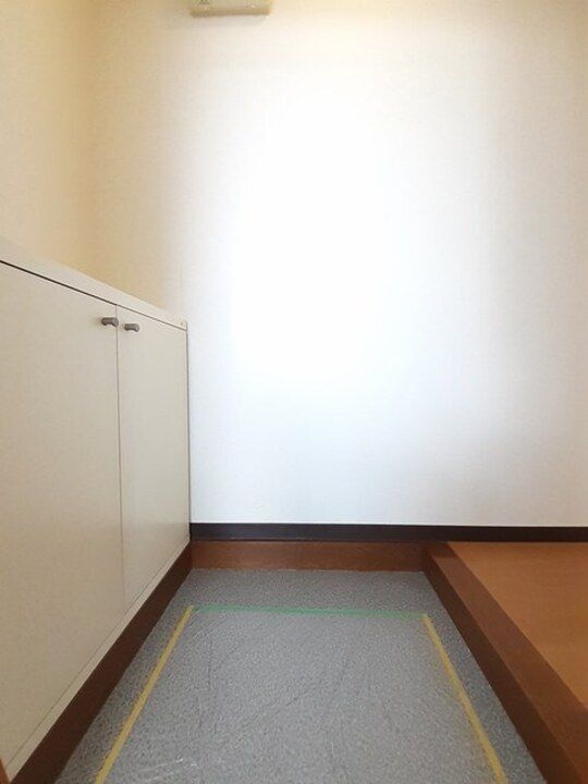 シャルマンハイム1・21-202の玄関