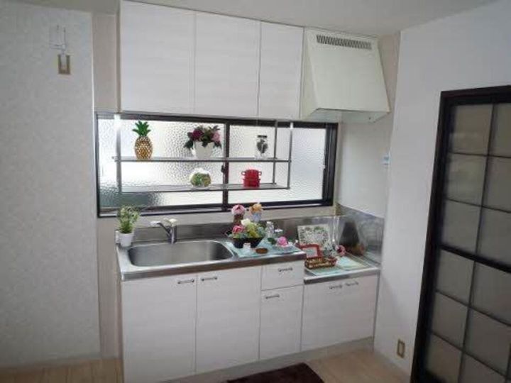 KABIEN A棟102のキッチン