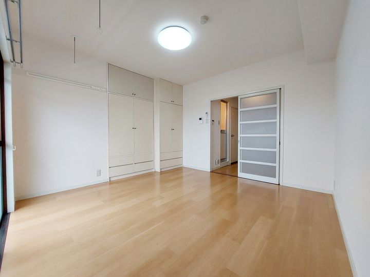 ジョイフル東野208の居間