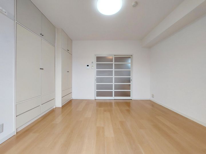 ジョイフル東野208の居間