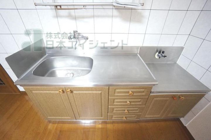 シャルマン市坪302のキッチン