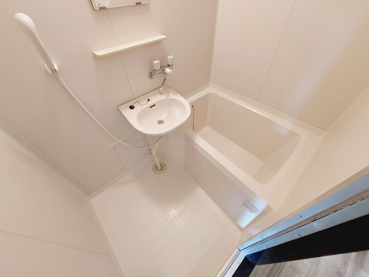 シェレナ辻町507の風呂