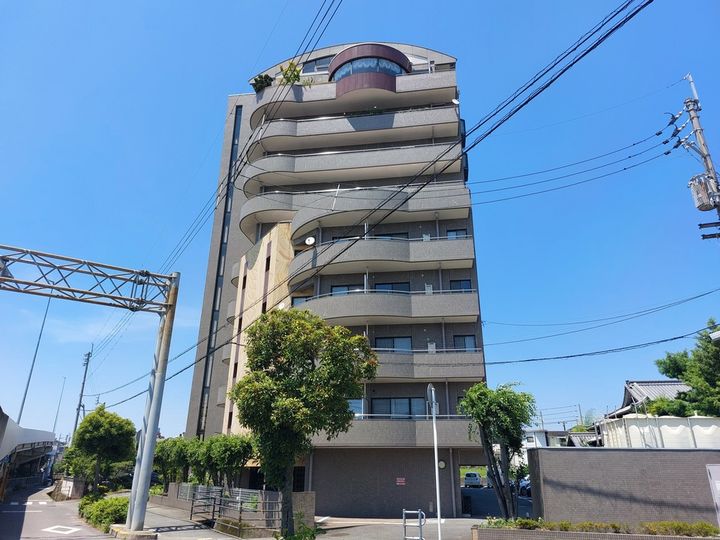 ル・ロア・ヴェール406の外観