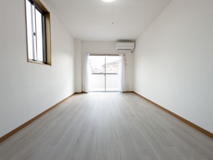 シングル花夢201の居間