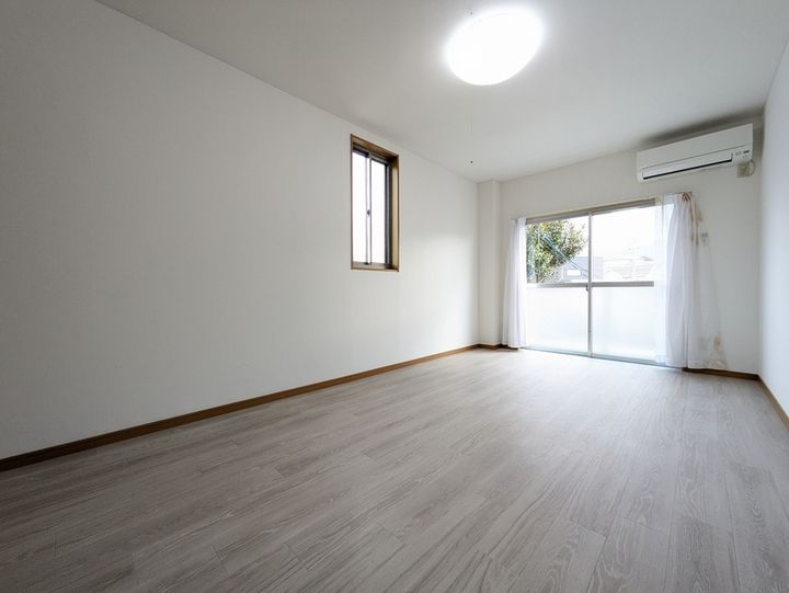 シングル花夢201の内装