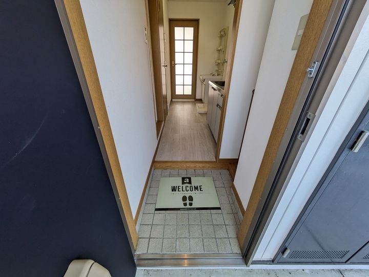 シングル花夢201の玄関