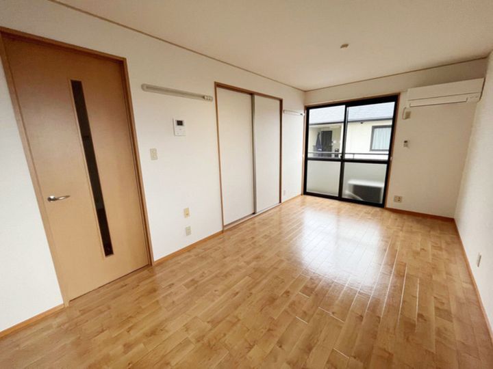 エントピア余戸202Bの居間