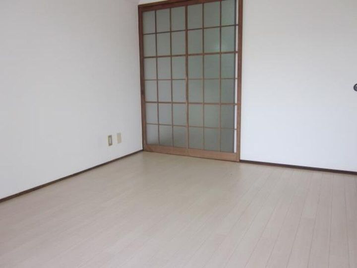 メゾン北斗302の内装