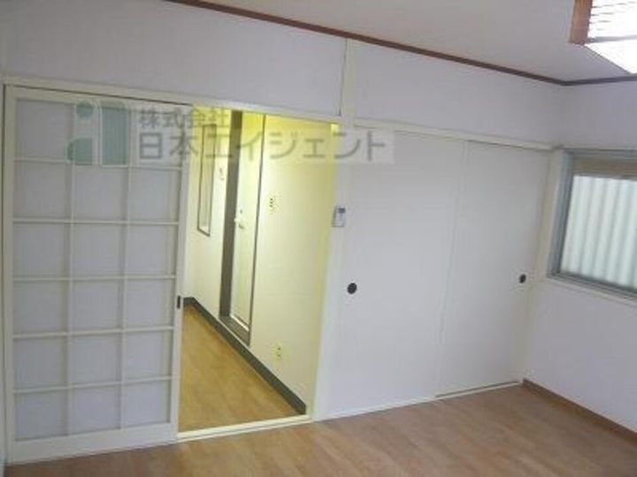 第一曙マンション101の居間