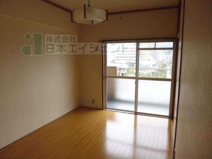 道後山本ビル510の内装