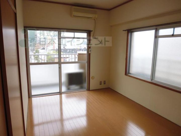 道後山本ビル510の内装