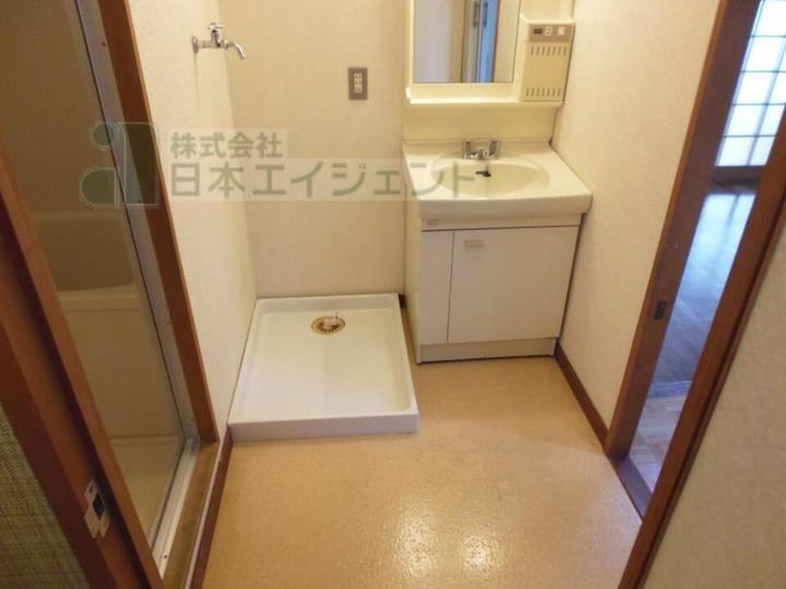 道後山本ビル510の内装