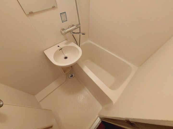 ボナール一番館205の風呂