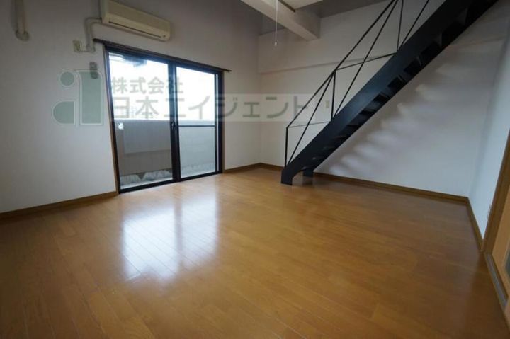 キャッスル千舟801の内装