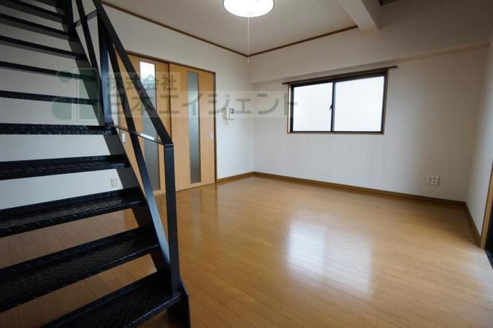 キャッスル千舟801の内装