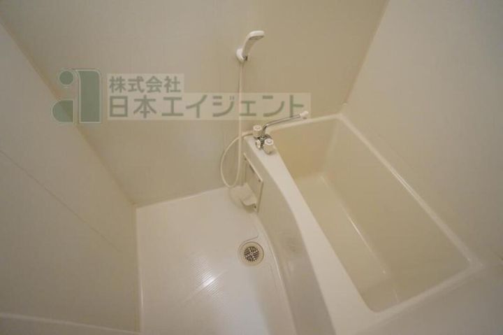 キャッスル千舟801の風呂