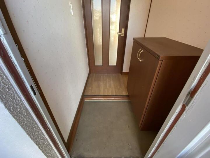 イーストレジデンス大和307の玄関