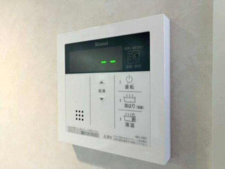 セジュール力石A棟105の風呂