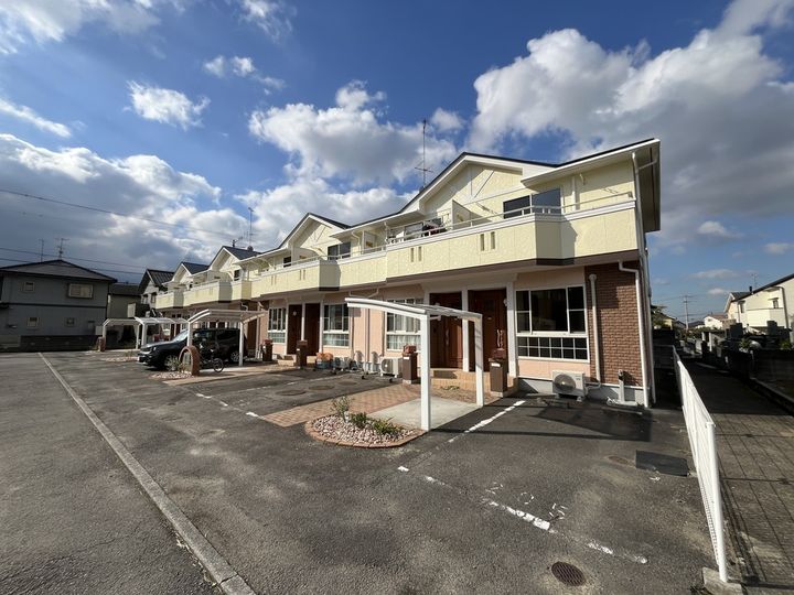 アベニール-F 2201の外観