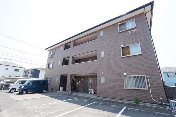 フォブールK&N203の外観