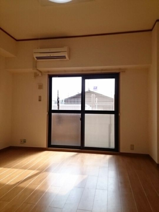 アルカンシエル・オーブ102の居間