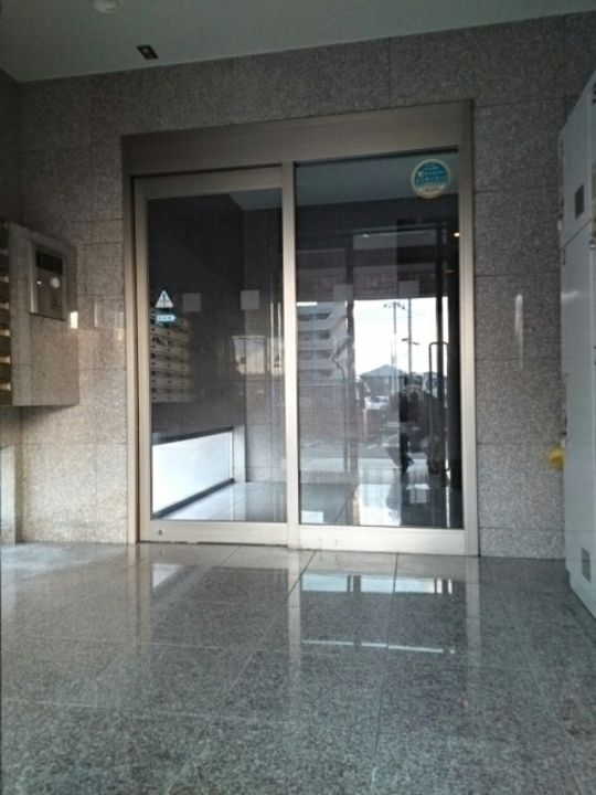 アルカンシエル・オーブ607の玄関