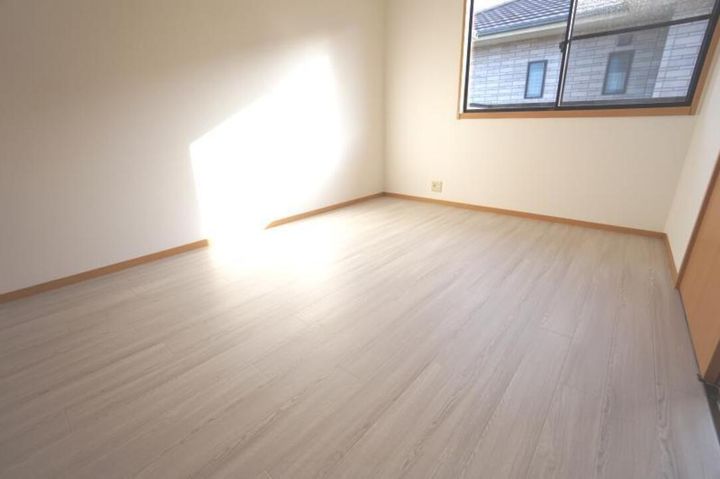 ピースフル勝岡201の内装