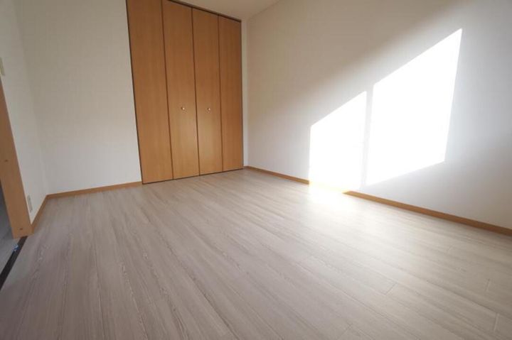 ピースフル勝岡201の内装