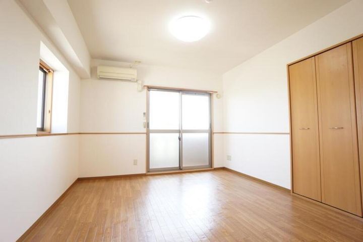 サンライズ湊町801の内装