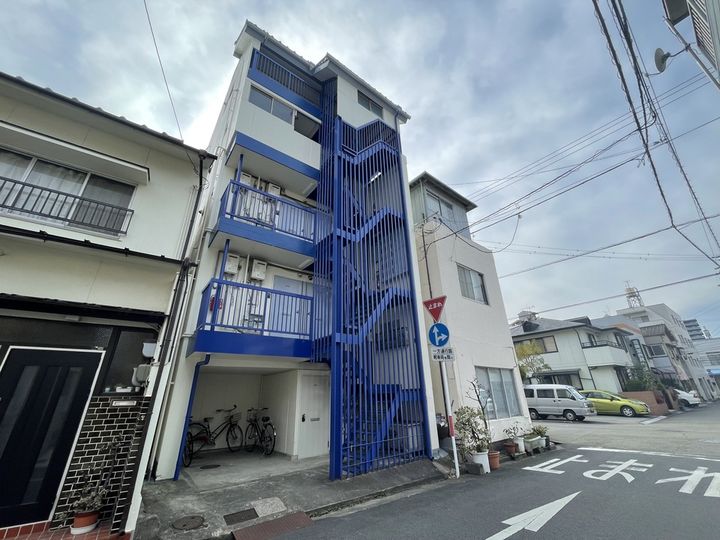 ブランドール松前町401の外観