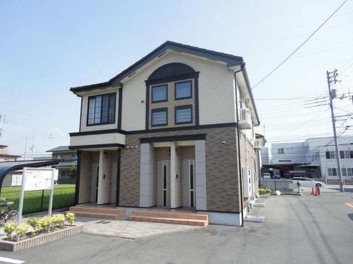 アンジュベリーA102の外観