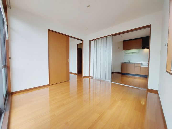 フレグランスいずみ南103の居間